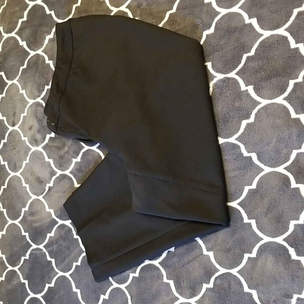Investments, 16W, Black, Dress Pant Capris